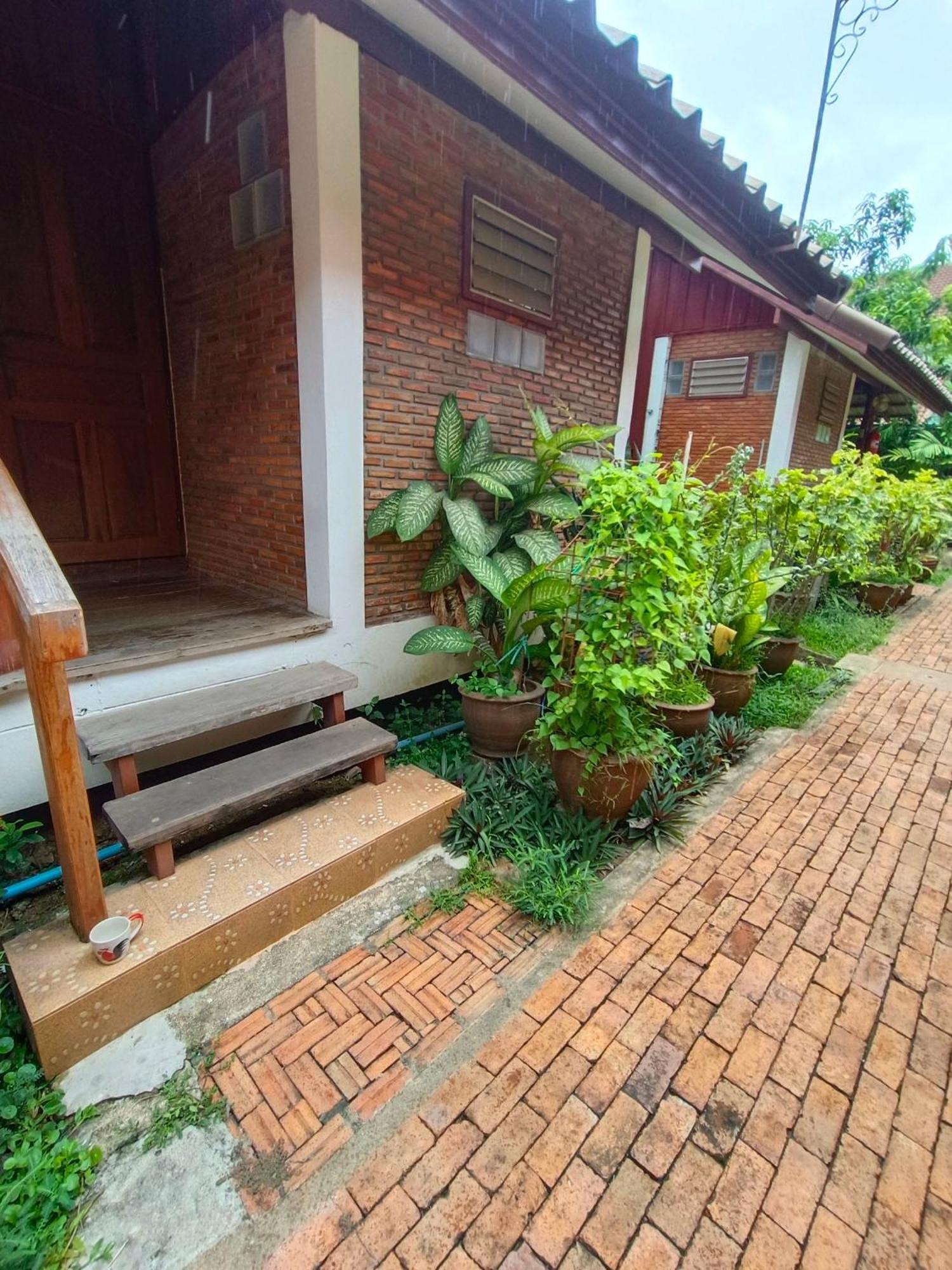 Mg Guesthouse Sukhothai Ngoại thất bức ảnh